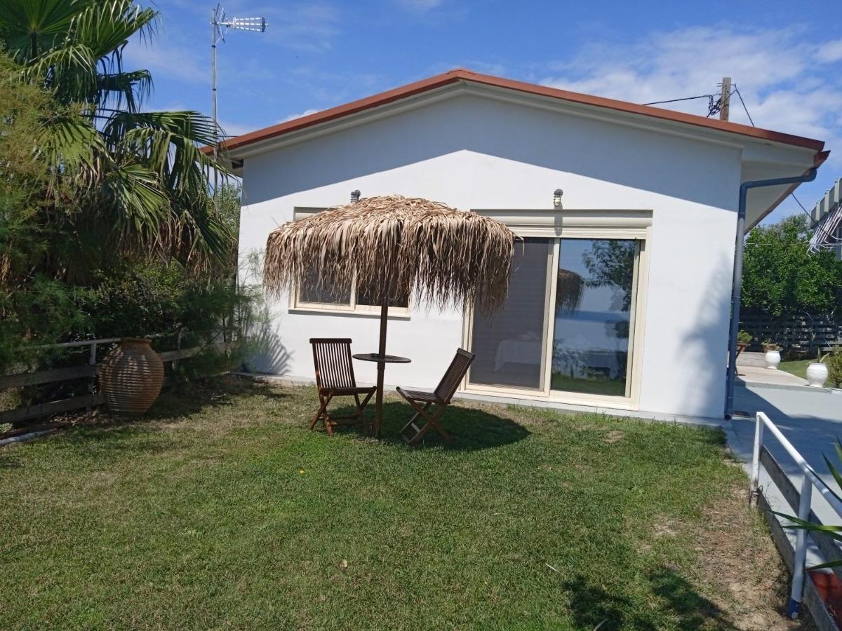 Evoikos Beach & Resort Livanátai Eksteriør billede