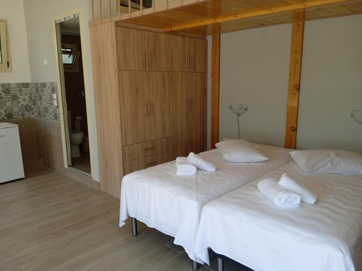 Evoikos Beach & Resort Livanátai Eksteriør billede