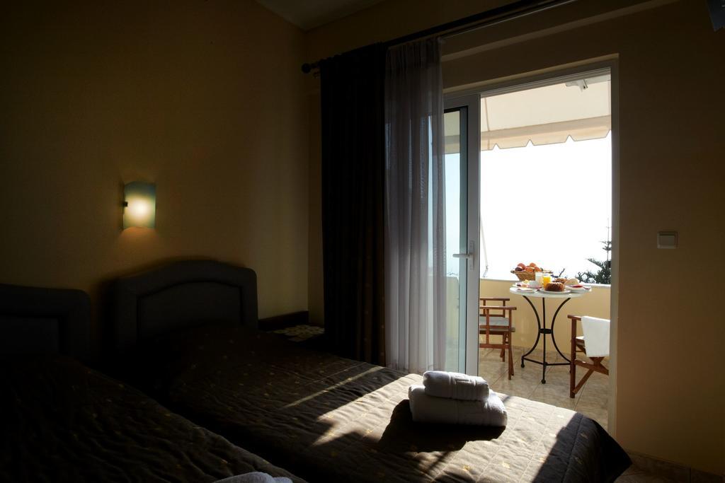 Evoikos Beach & Resort Livanátai Eksteriør billede