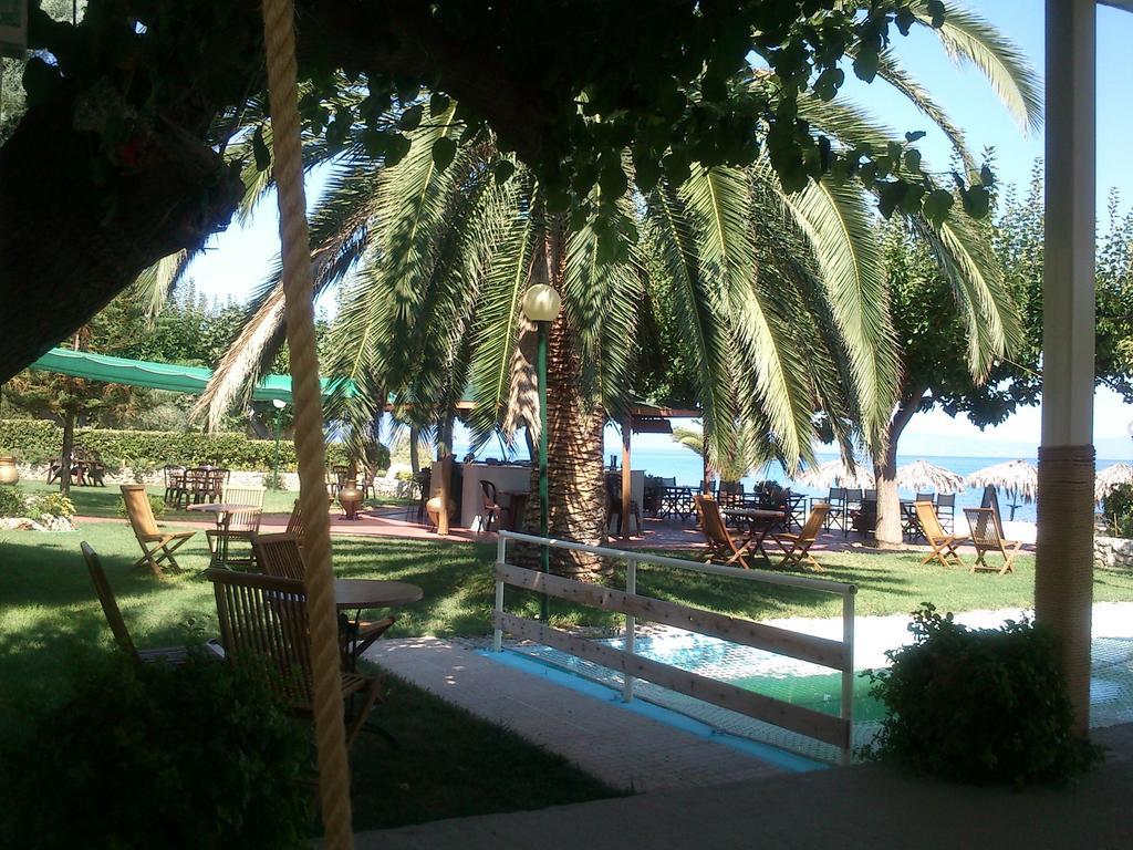 Evoikos Beach & Resort Livanátai Eksteriør billede