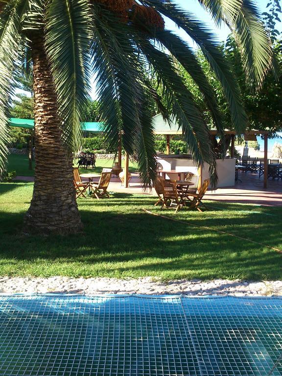 Evoikos Beach & Resort Livanátai Eksteriør billede