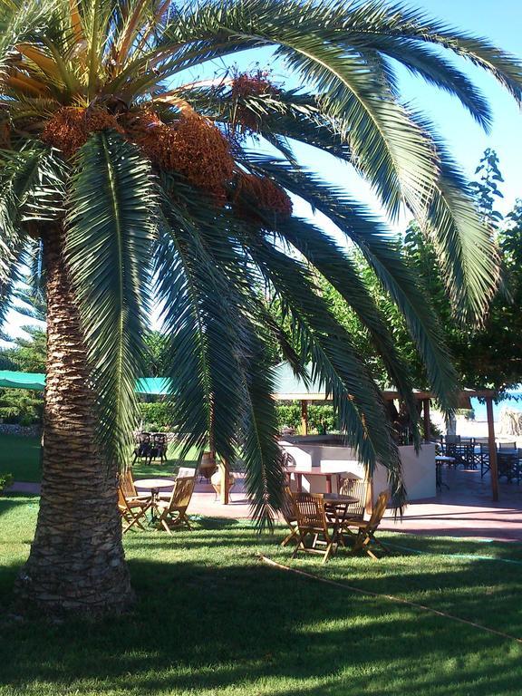 Evoikos Beach & Resort Livanátai Eksteriør billede